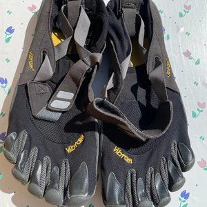 Vibram Five Fingers Men's Black Barefoot Slip On Running Athletic Shoes Size 40